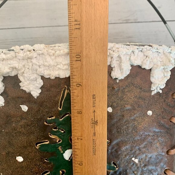 Vintage Rustic Christmas Metal Wall Door Hanging Basket XMAS Tree Snow Leather - Picture 15 of 16